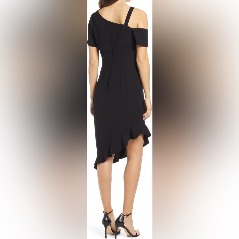 NWT Shani cold shoulder ruffle crepe dress in black Sz 12